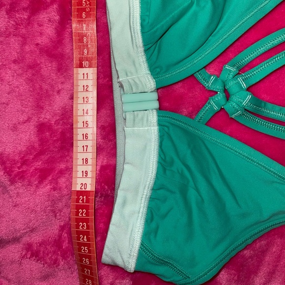 lululemon athletica Teal and Mint Bra - Picture 4 of 7